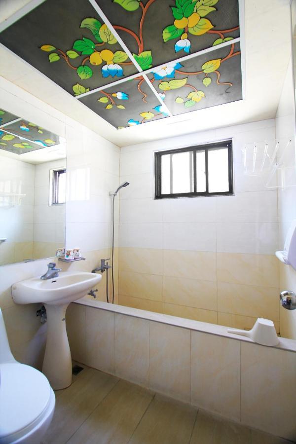 Hejia Hot Spring Hotel Renai Exterior photo